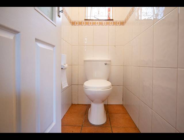 2.5 BEDROOM APARTMENT FOR SALE IN GLENWOOD